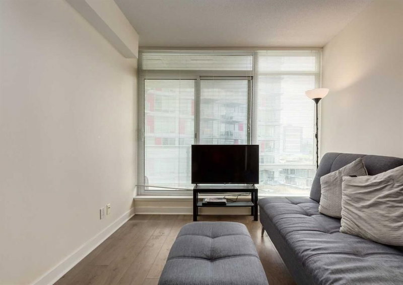 506 - 30 Brentwood Common NW, Calgary, T2L2L8 | Image 2