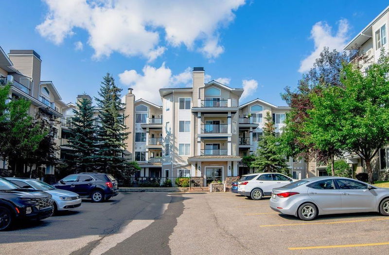 369 Rocky Vista Park NW #205, Calgary, Alberta (MLS A2156500)