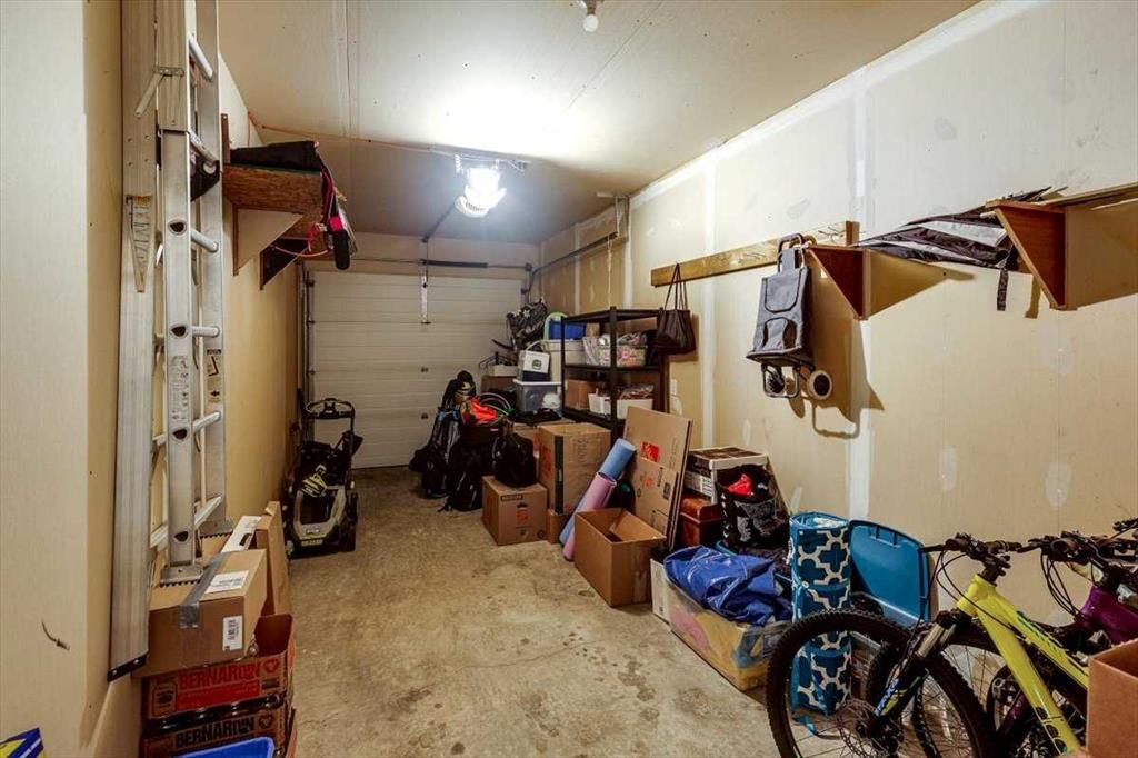 Listing Image 33