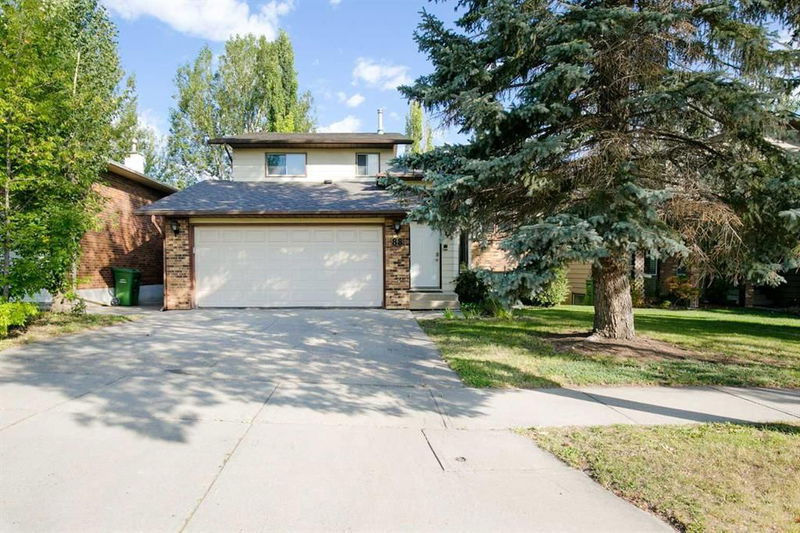 88 Macewan Glen Drive NW, Calgary, Alberta (MLS A2159227)