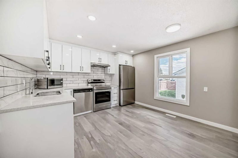 3 Whitworth Way NE, Calgary, Alberta (MLS A2159343)