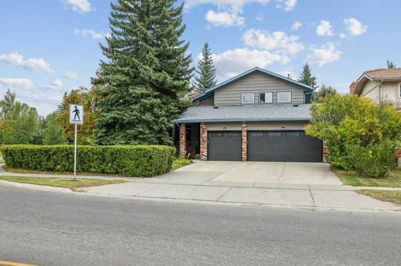 299 Woodfield Road SW, Calgary, Alberta (MLS A2160668)