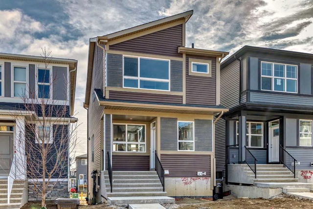 251 Aquila Way