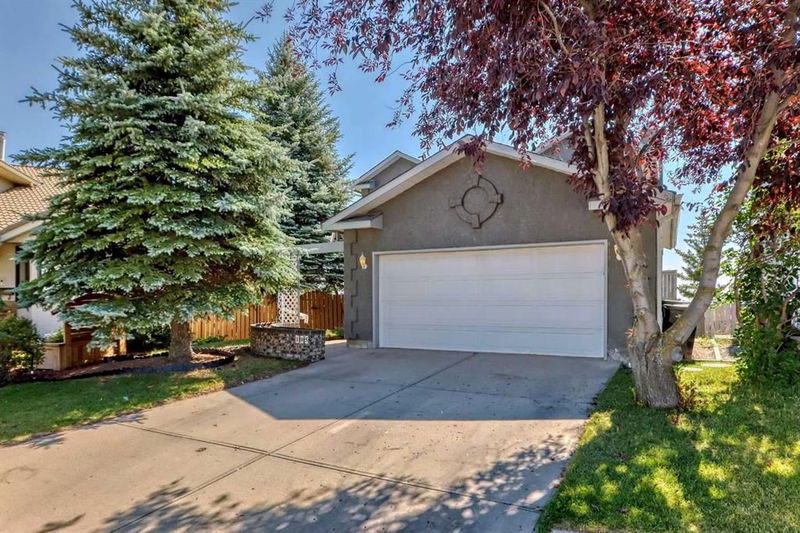 105 Hawkbury Close NW, Calgary, Alberta (MLS A2162778)