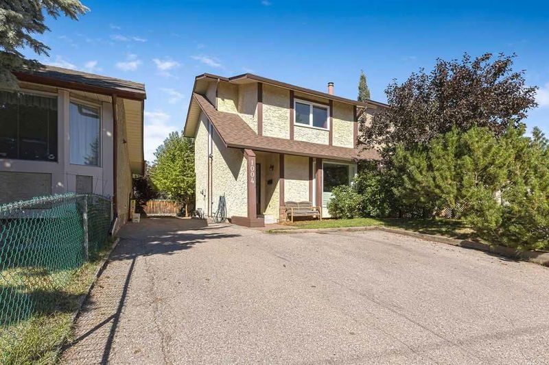 1004 Woodview Crescent SW, Calgary, Alberta (MLS A2162928)