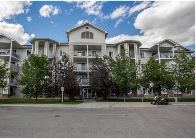 17 Country Village Bay NE #1405, Calgary, Alberta (MLS A2163147)