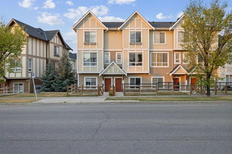 906 Sherwood Boulevard NW, Calgary, Alberta (MLS A2164195)