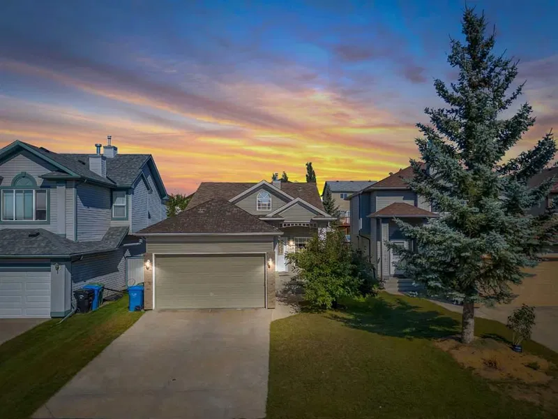 254 Coventry Court NE, Calgary, Alberta (MLS A2166335)