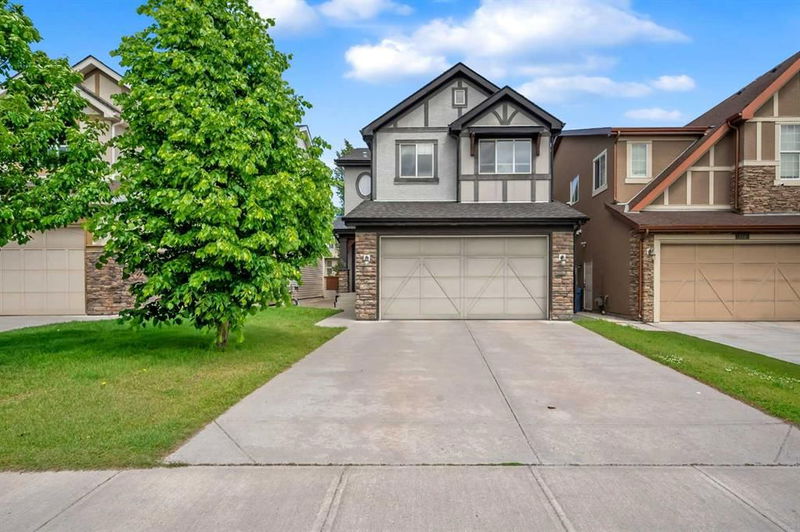 118 Aspen Hills Drive SW, Calgary, Alberta (MLS A2166890)