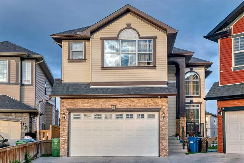 19 Taralake Mews NE, Calgary, Alberta (MLS A2167672)