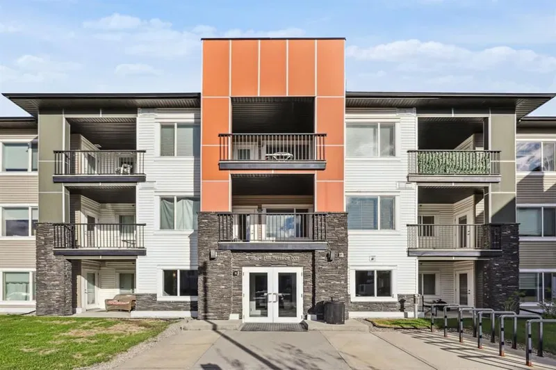 4 Sage Hill Terrace NW #122, Calgary, Alberta (MLS A2167876)