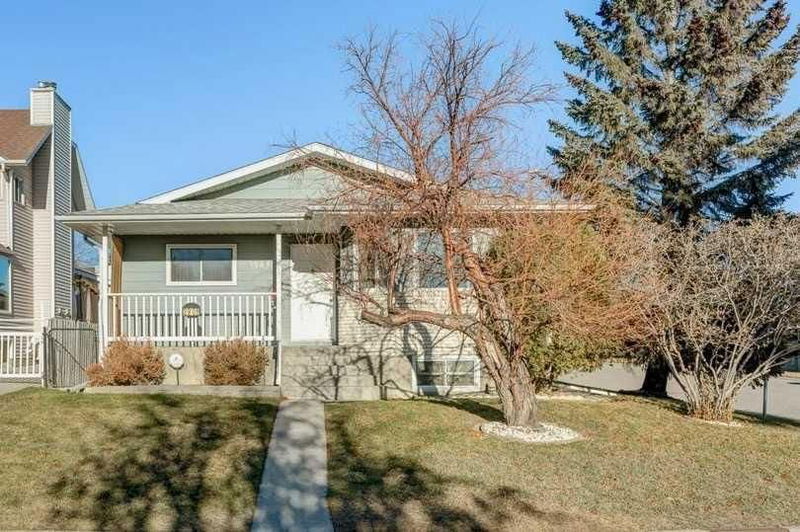 3908 14 Avenue NE, Calgary, Alberta (MLS A2168176)