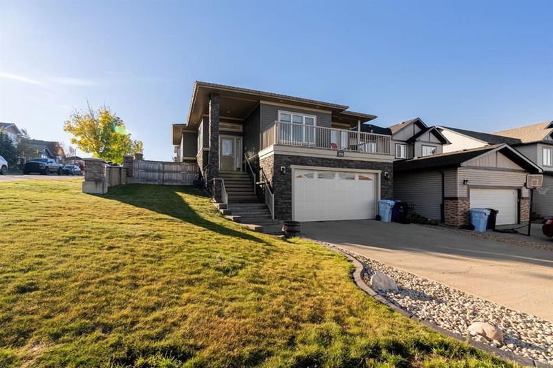 153 Crane Rise, Fort McMurray, Alberta (MLS A2169972)