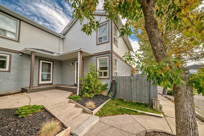 501 Signal Hill Green SW, Calgary, Alberta (MLS A2170076)