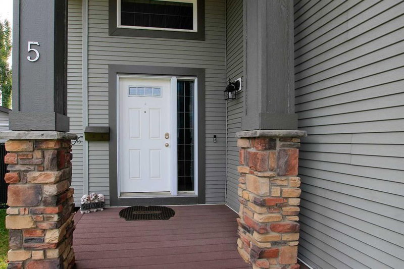 5 Heritage Drive, Penhold, T0M 1R0 | Image 2