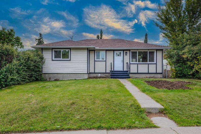 95 Holmwood Avenue NW, Calgary, Alberta (MLS A2170833)