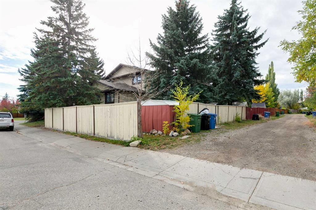 Listing Image 4