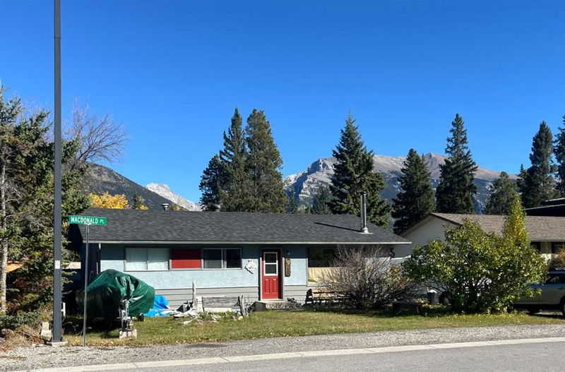 9 Macdonald Place, Canmore, Alberta (MLS A2172916)