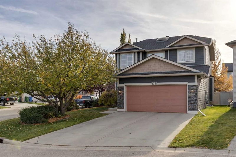 176 Citadel Crest Green NW, Calgary, Alberta (MLS A2173433)