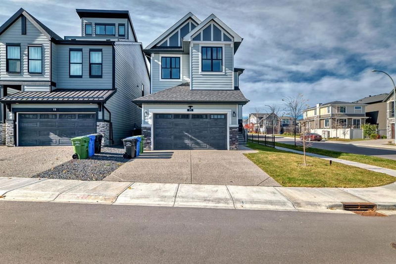 11 West Grove Common Sw, Calgary, Alberta (MLS A2173860)