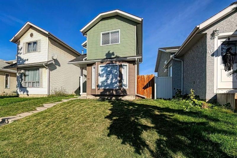 48 Dovercliffe Way SE, Calgary, Alberta (MLS A2174220)