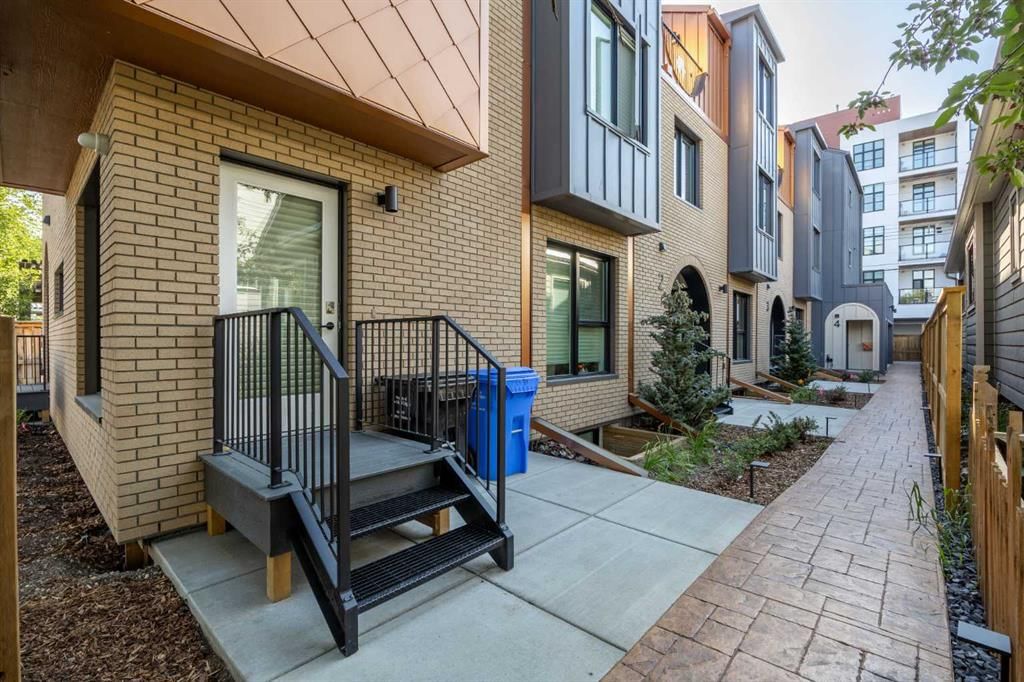 Listing Image 8