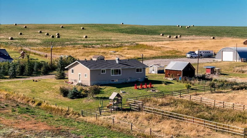 48168 402 Avenue W, Rural Foothills County, T1S 1A1 | Image 2