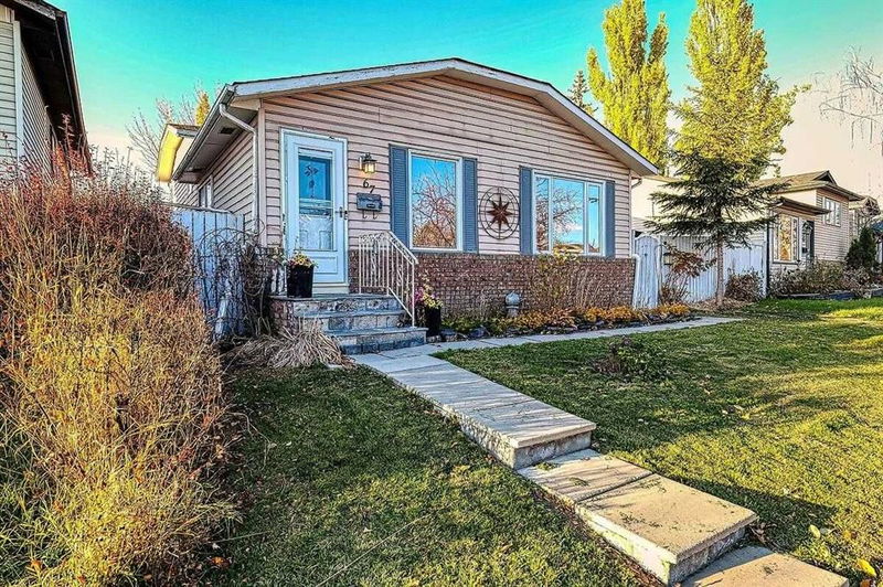 67 Riverbend Drive SE, Calgary, Alberta (MLS A2176442)