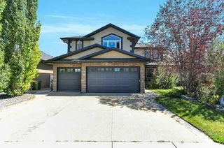 16 Oakwood Close