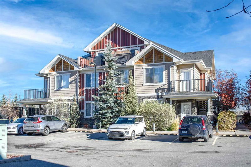 35 West Coach Manor SW #6, Calgary, Alberta (MLS A2177084)