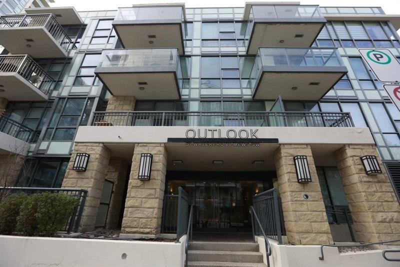 304 - 51 Waterfront Mews SW, Calgary, T2P 0X3 | Image 2