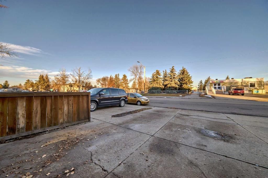 Listing Image 13