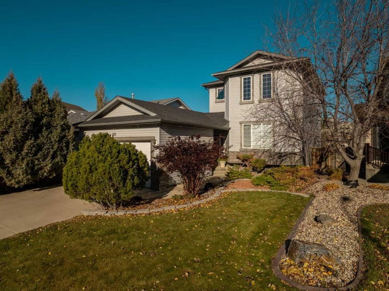 131 Squamish Court W, Lethbridge, Alberta (MLS A2178779)