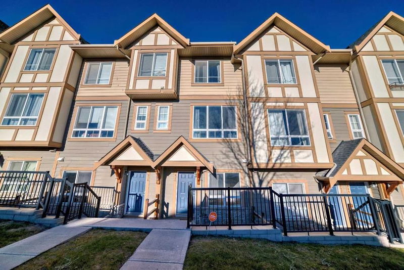 940 Sherwood Boulevard NW, Calgary, Alberta (MLS A2178882)