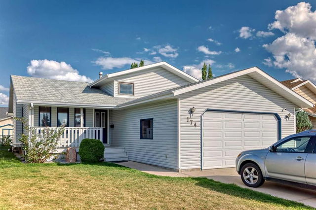 174 Donnelly Crescent