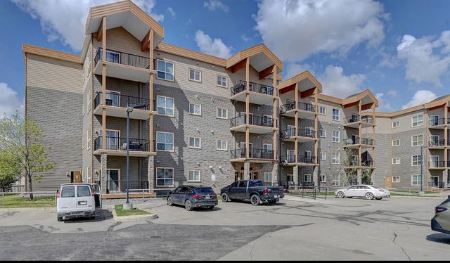 401 - 9225 LAKELAND Drive
