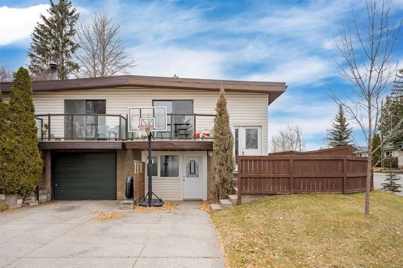 7002 54 Avenue NW, Calgary, Alberta (MLS A2179986)