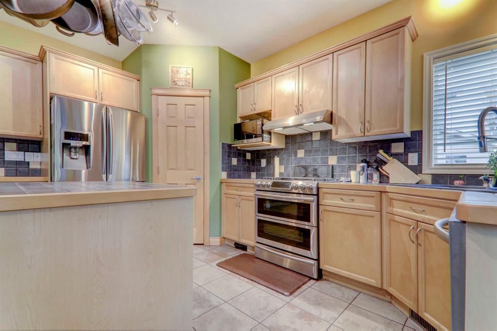Listing Image 15