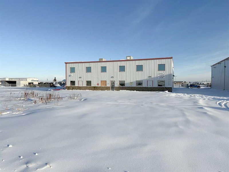 10203B 123 Street, Grande Prairie, T8V 8B7 | Image 2