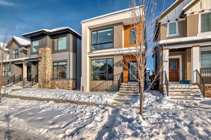 44 Treeline Manor SW, Calgary, Alberta (MLS A2182038)