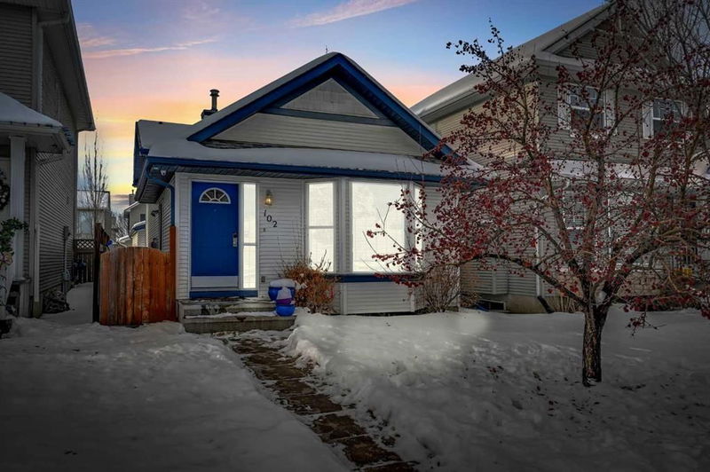 102 Cranberry Square SE, Calgary, Alberta (MLS A2182274)