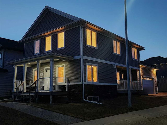 2 Garrison Place