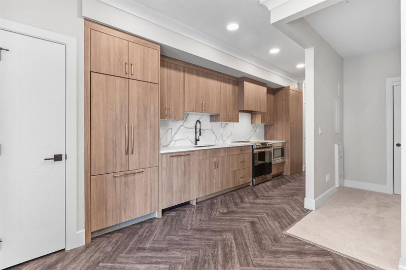 401 - 370 Dieppe Drive SW, Calgary, T3E 0E6 | Image 2