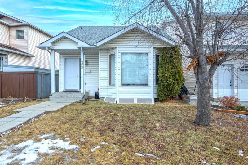 39 Erin Circle SE, Calgary, Alberta (MLS A2182974)