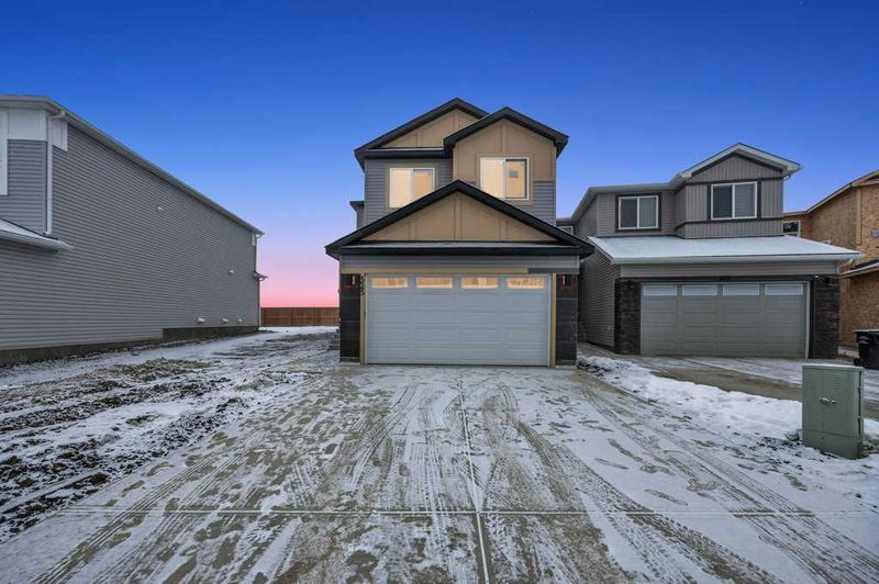 525 Corner Meadows Way NE, Calgary, Alberta (MLS A2184086)