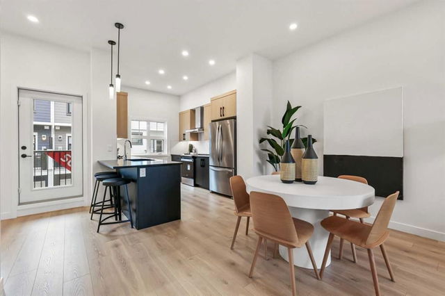 111 - 595 Mahogany Road