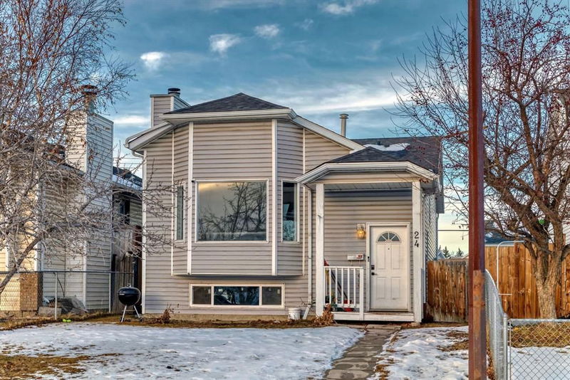 24 Erin Meadow Way SE, Calgary, Alberta (MLS A2184314)