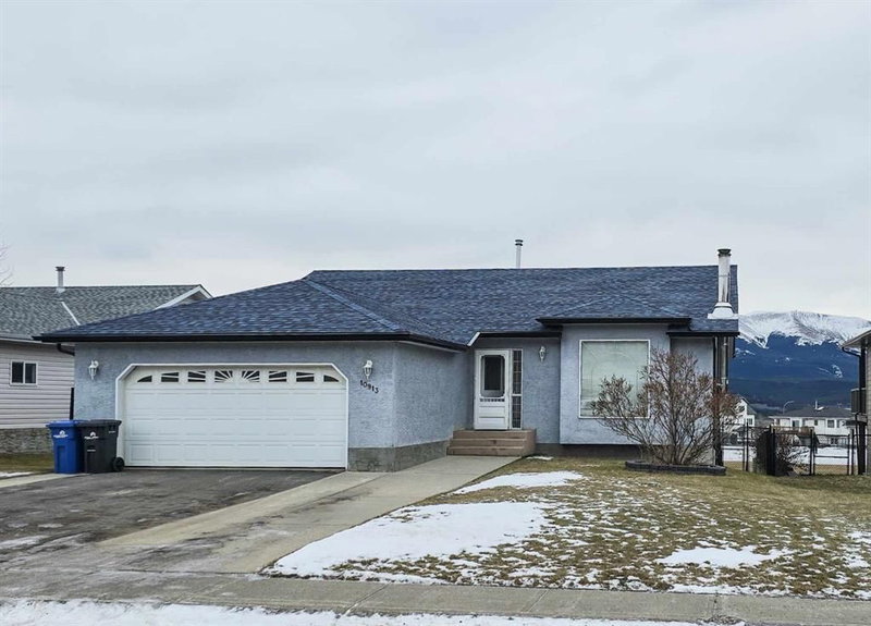 10913 Grande Avenue, Grande Cache, T0E 0Y0 | Image 2