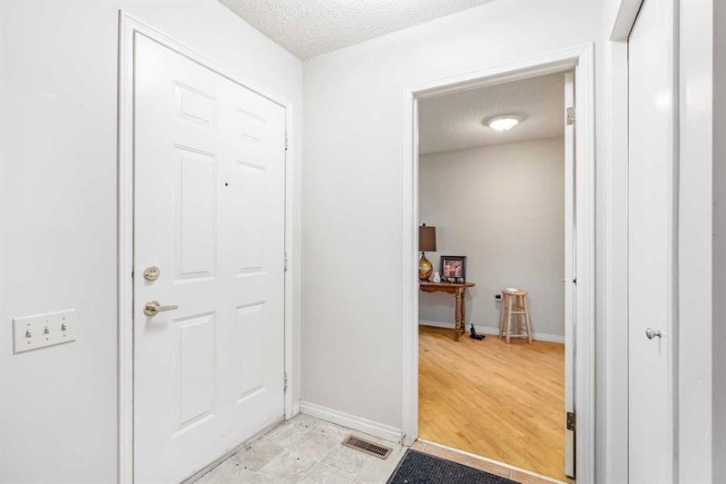 2828 Dovely Park SE