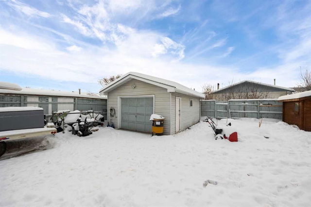 33 Fitzgerald Avenue